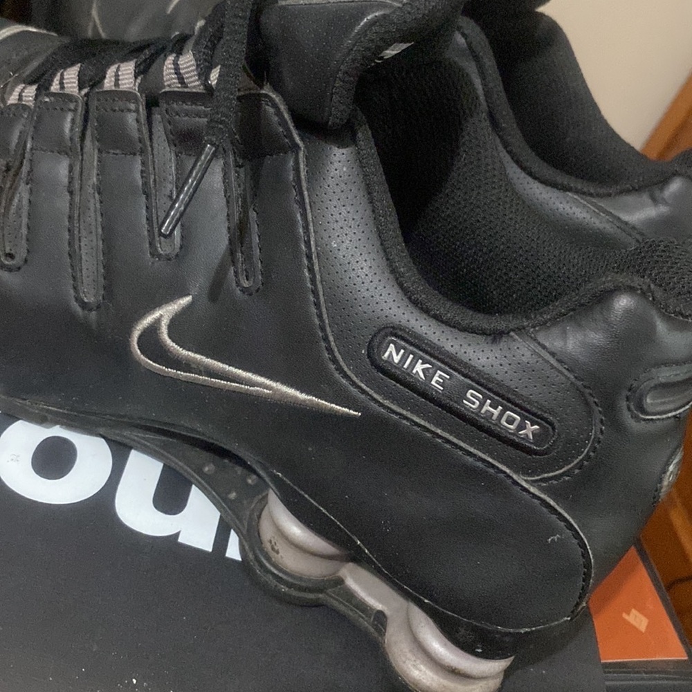 2011 Nike shox - Picture 3 of 7